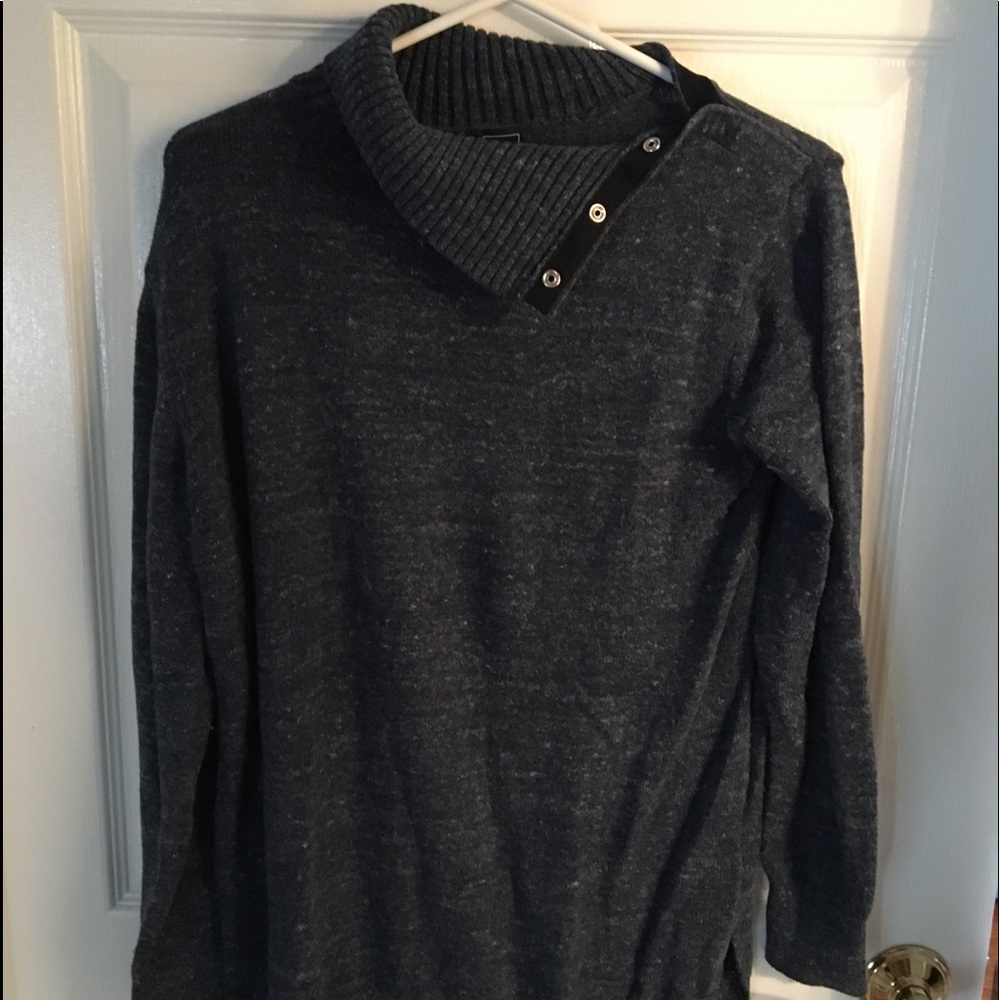 GAP Navy Button Turtle Neck